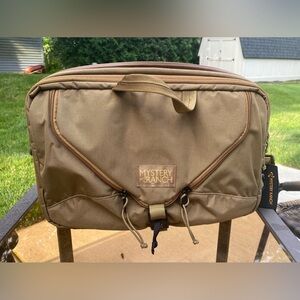 mystery ranch 3 way briefcase